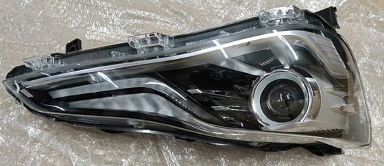 Qualità  Car Right Front Headlight Assembly 4421020AE for Nezha S11 fabbrica